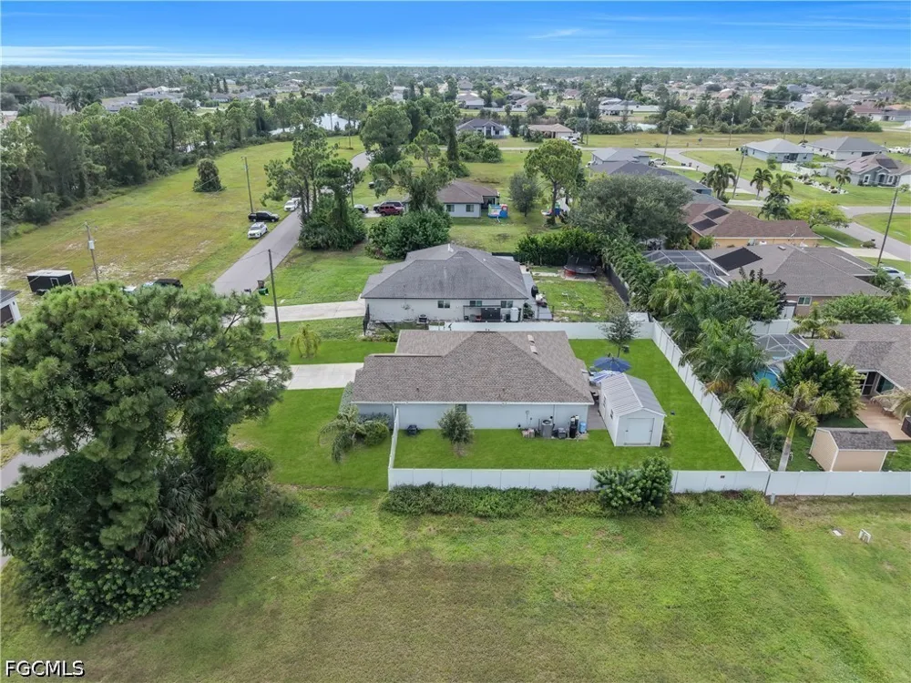 NE 33rd Lane Cape Coral, FL 33909