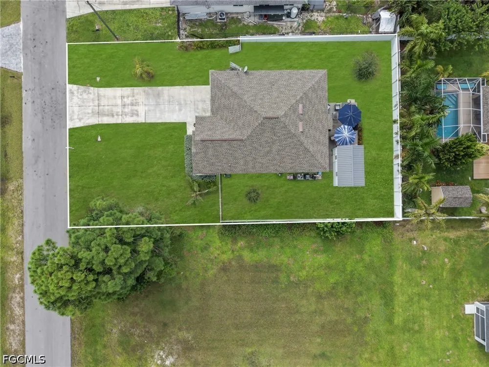 NE 33rd Lane Cape Coral, FL 33909