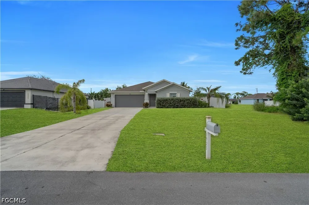 NE 33rd Lane Cape Coral, FL 33909