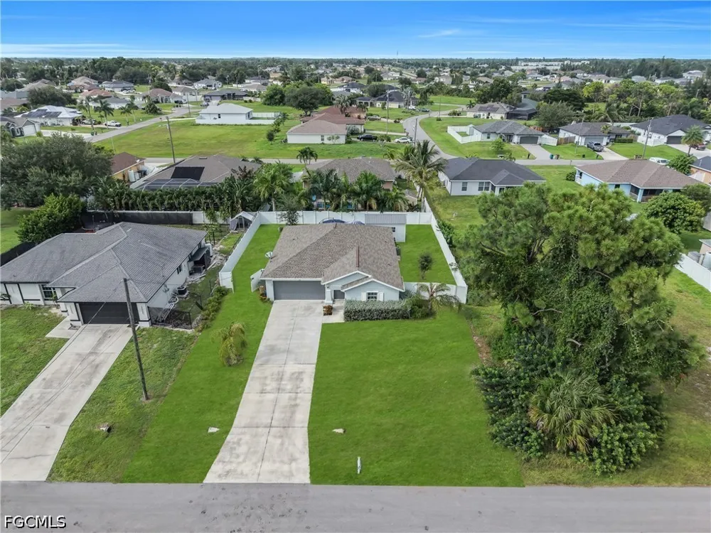NE 33rd Lane Cape Coral, FL 33909