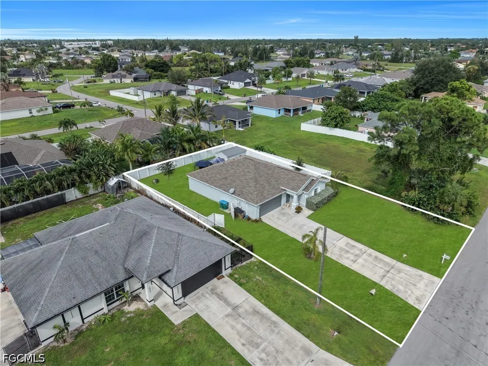 NE 33rd Lane Cape Coral, FL 33909