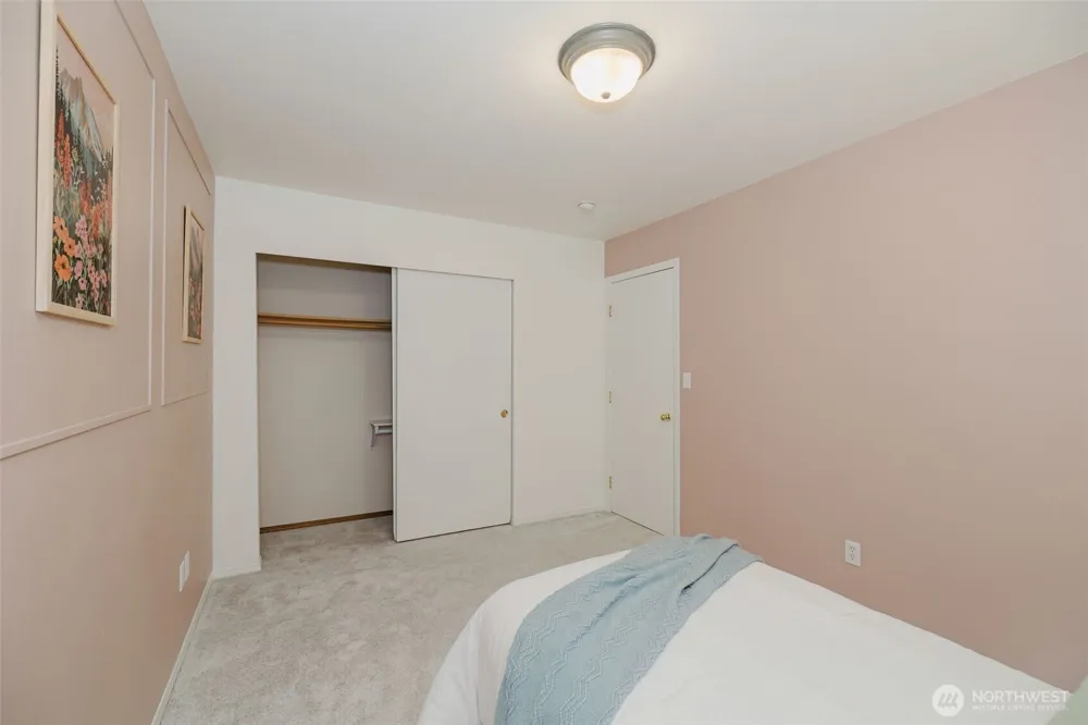 5781 Gateway Lane Bremerton, WA 98311