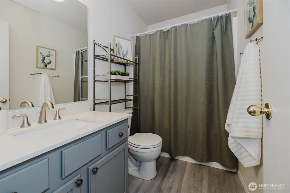 5781 Gateway Lane Bremerton, WA 98311