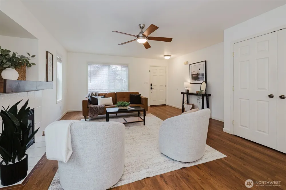 5781 Gateway Lane Bremerton, WA 98311