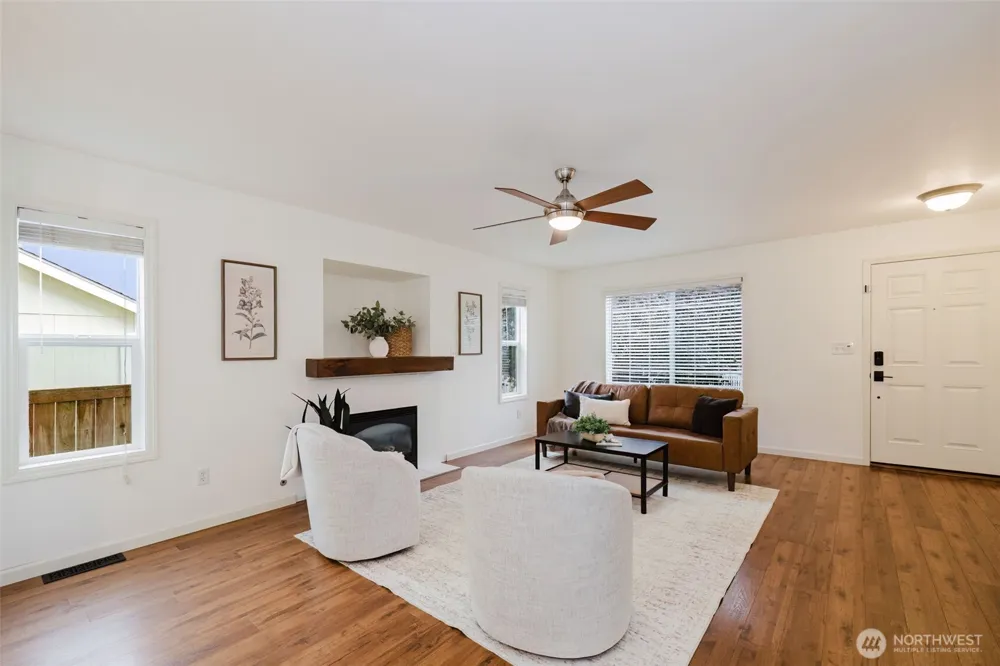 5781 Gateway Lane Bremerton, WA 98311