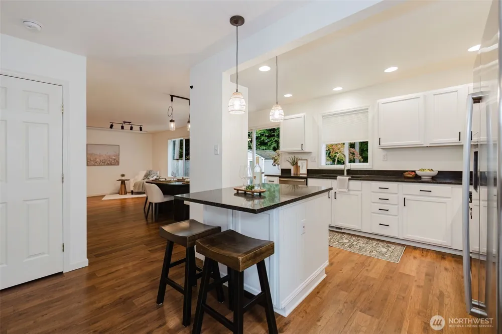 5781 Gateway Lane Bremerton, WA 98311