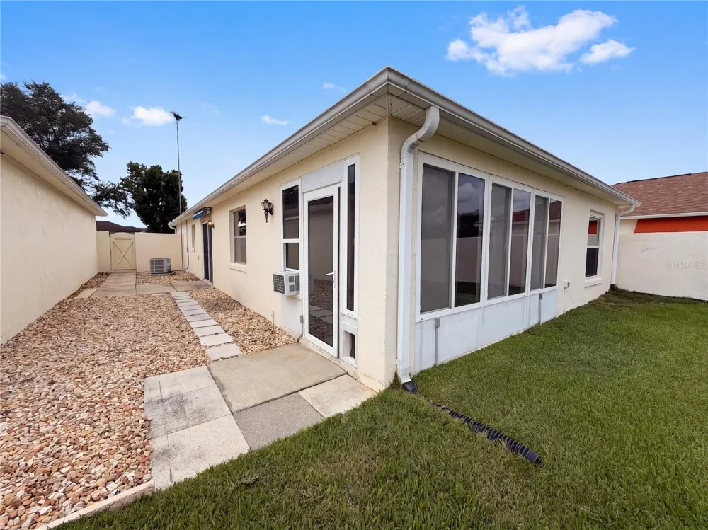 507 ALAMEDA AVENUE The Villages, FL 32159