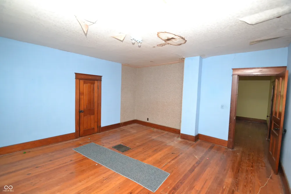 1606 County Road 1350 E Kempton, IN 46049