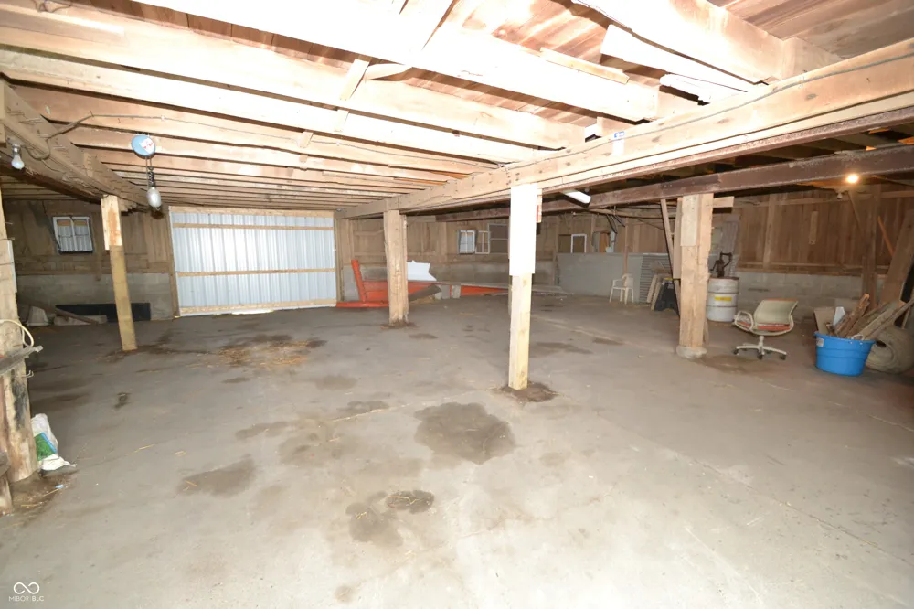 1606 County Road 1350 E Kempton, IN 46049