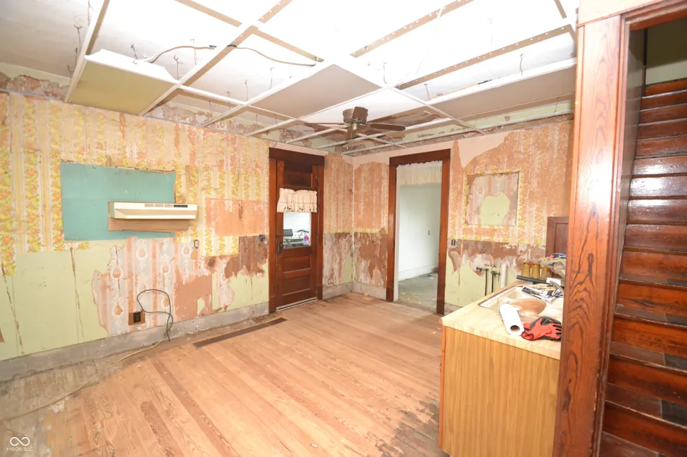 1606 County Road 1350 E Kempton, IN 46049