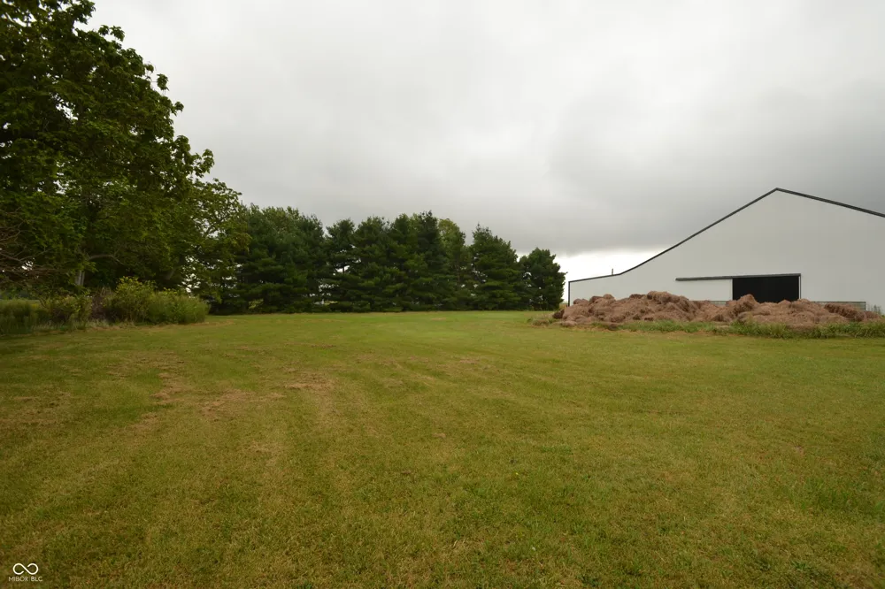 1606 County Road 1350 E Kempton, IN 46049