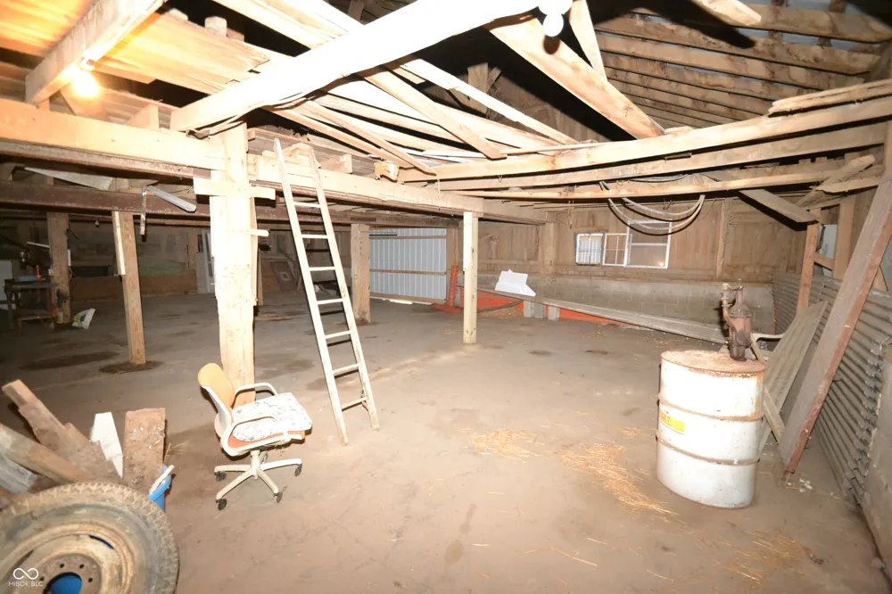 1606 County Road 1350 E Kempton, IN 46049
