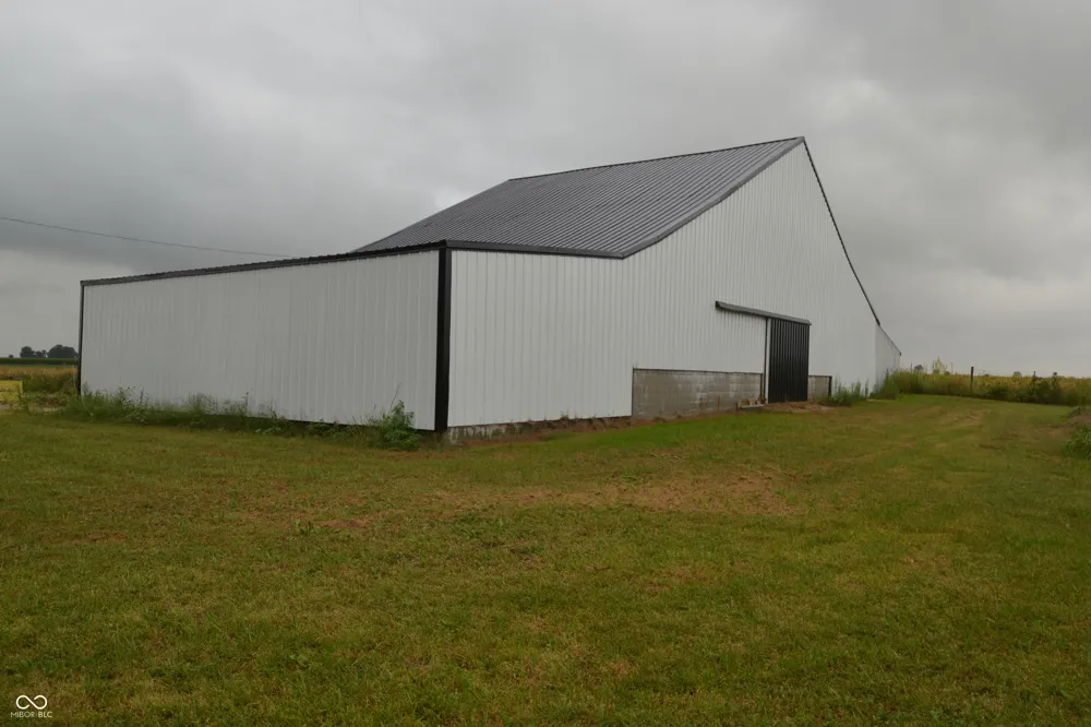1606 County Road 1350 E Kempton, IN 46049