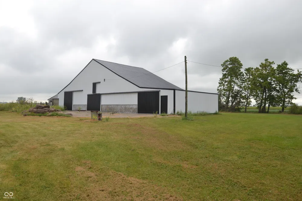 1606 County Road 1350 E Kempton, IN 46049