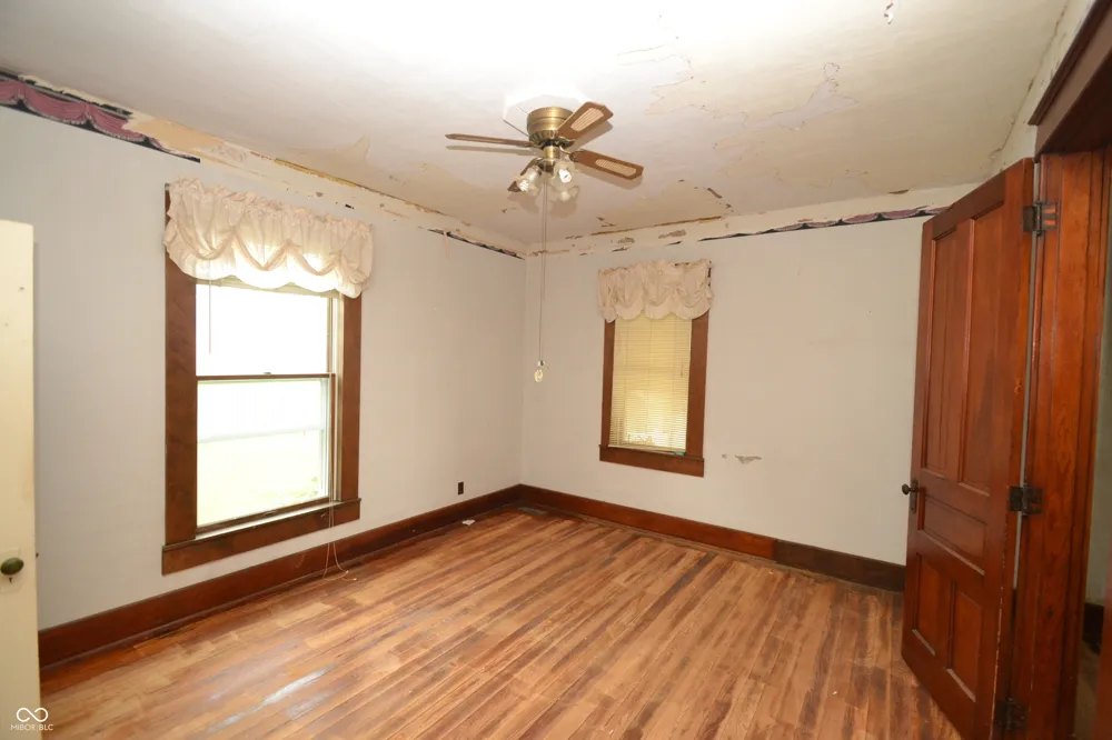 1606 County Road 1350 E Kempton, IN 46049