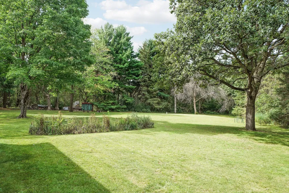 19505 Owen Avenue Hastings, MN 55033