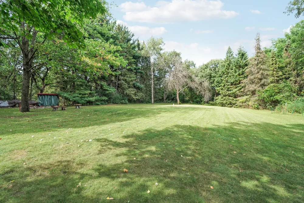 19505 Owen Avenue Hastings, MN 55033