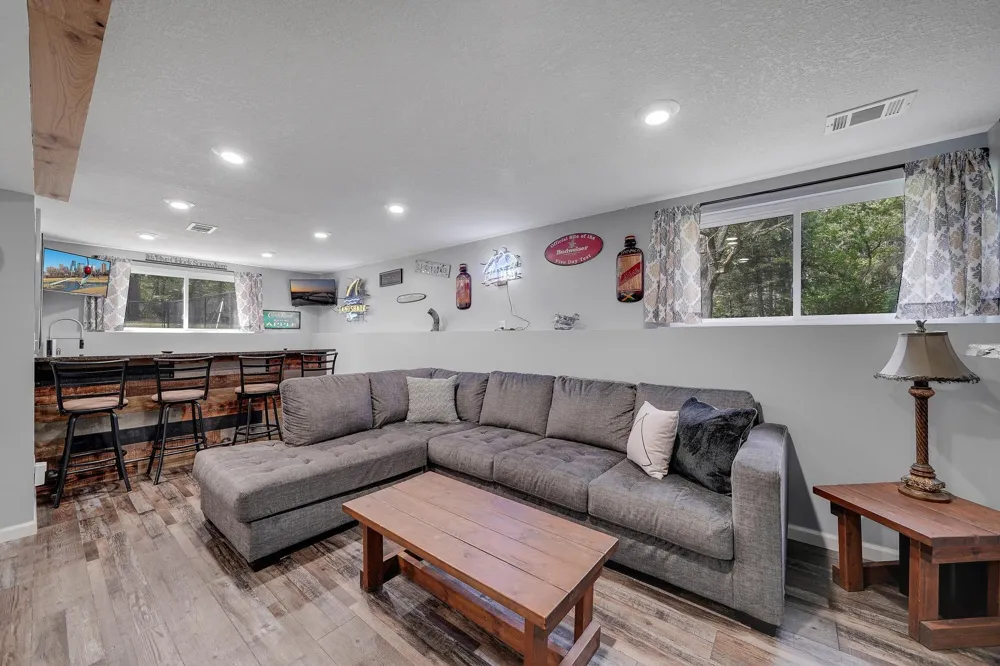 19505 Owen Avenue Hastings, MN 55033