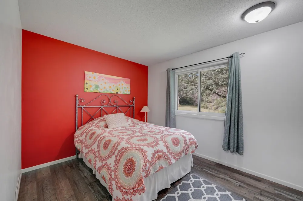 19505 Owen Avenue Hastings, MN 55033