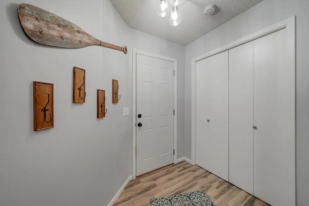 19505 Owen Avenue Hastings, MN 55033