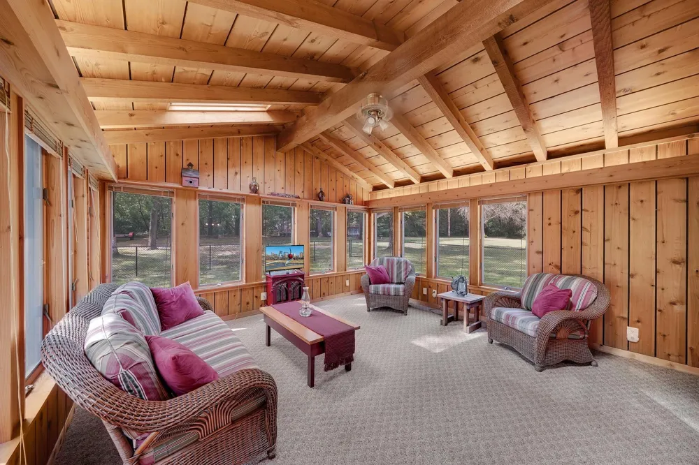 19505 Owen Avenue Hastings, MN 55033