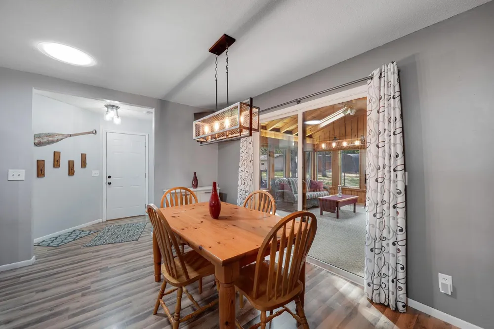 19505 Owen Avenue Hastings, MN 55033