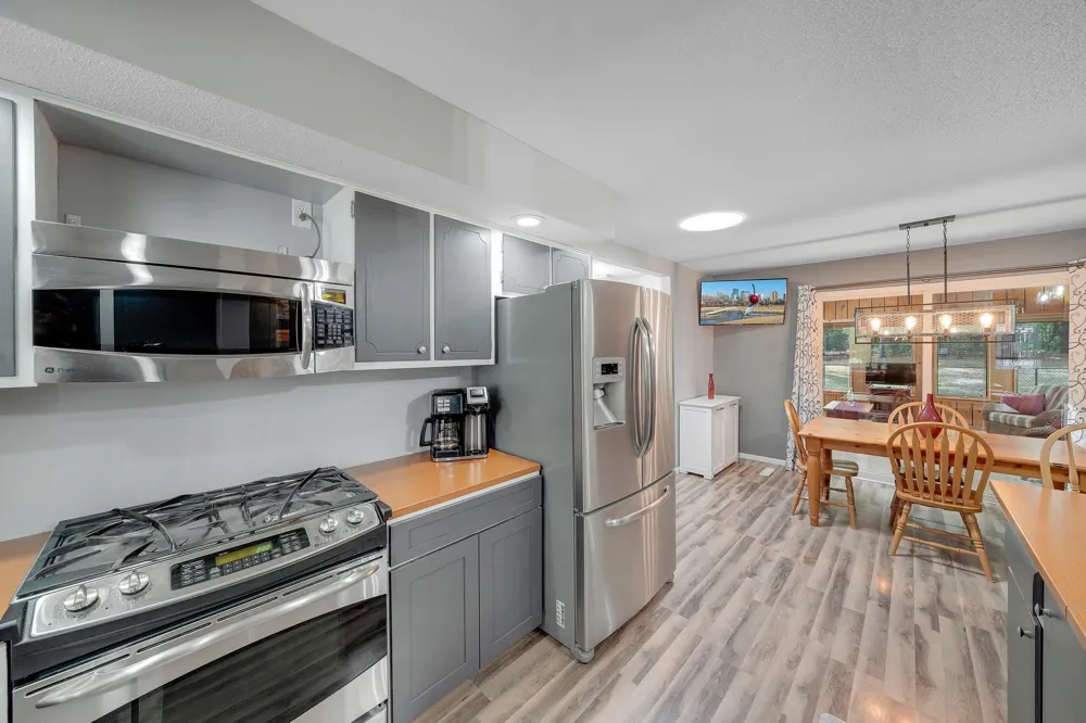 19505 Owen Avenue Hastings, MN 55033