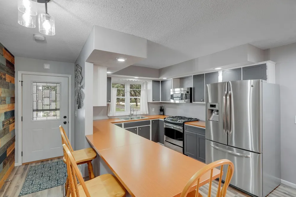 19505 Owen Avenue Hastings, MN 55033