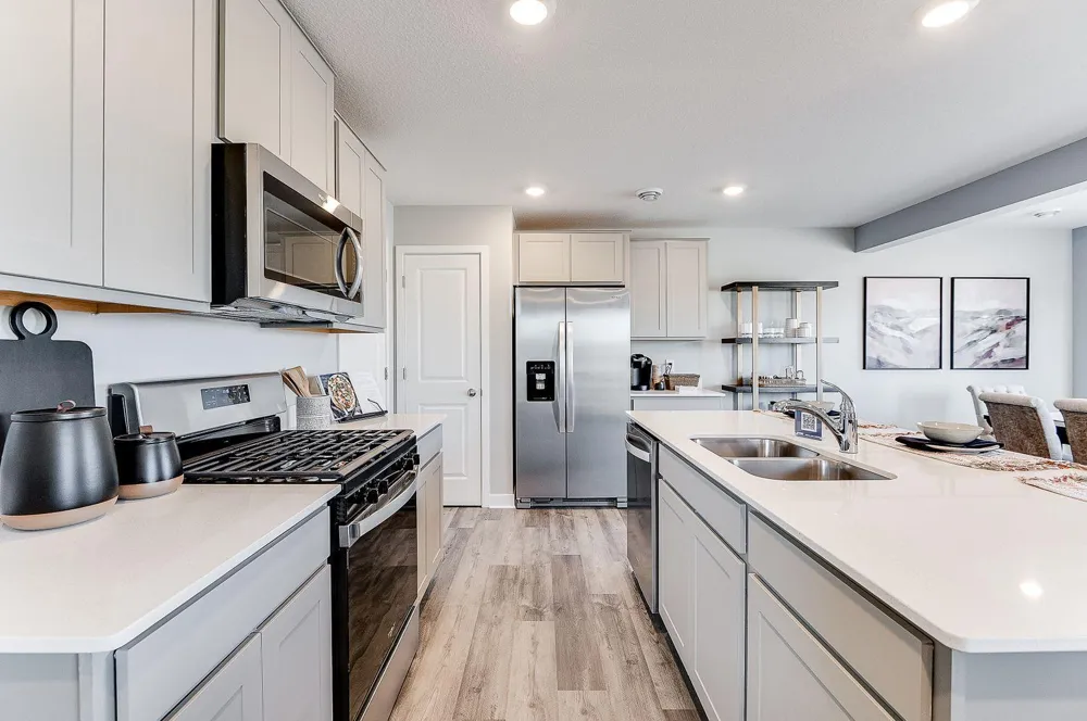 1922 Highview Terrace Shakopee, MN 55379