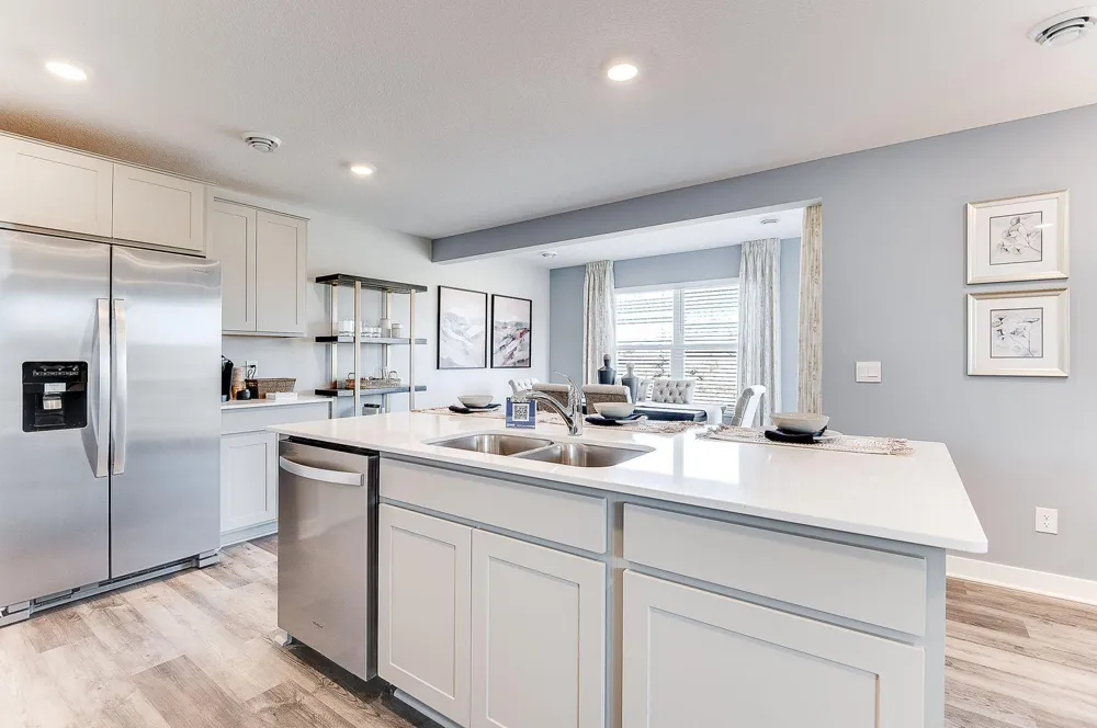 1922 Highview Terrace Shakopee, MN 55379