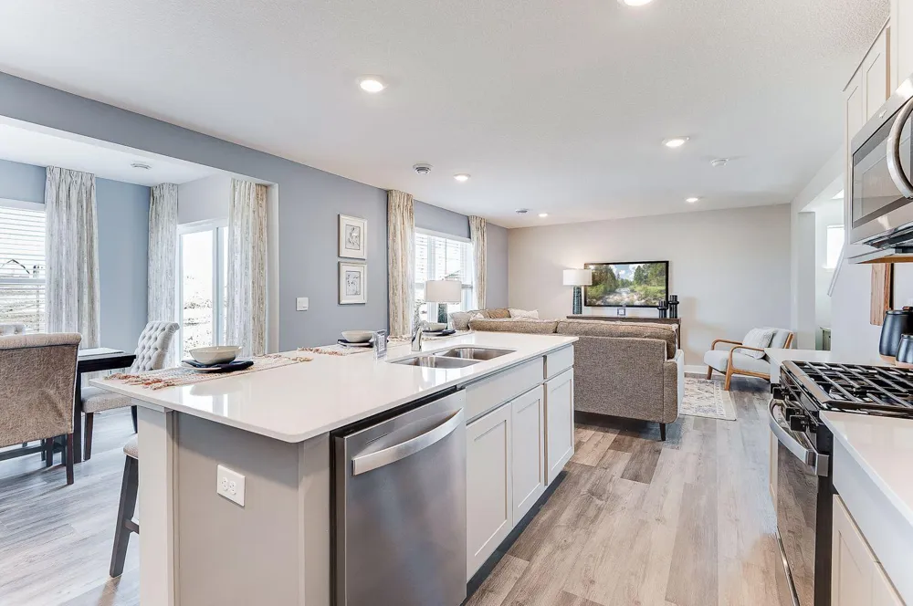 1922 Highview Terrace Shakopee, MN 55379