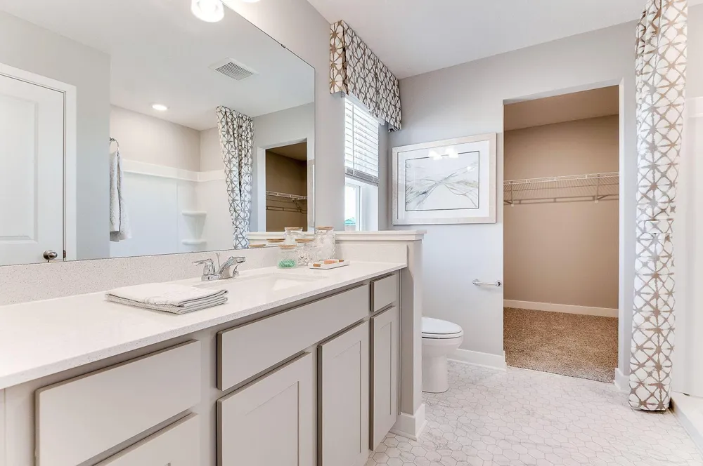 1922 Highview Terrace Shakopee, MN 55379