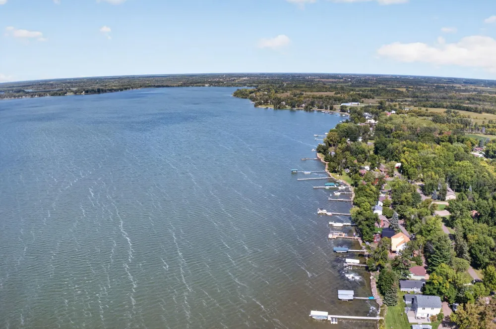 3214 Shorewood Drive Rush City, MN 55069