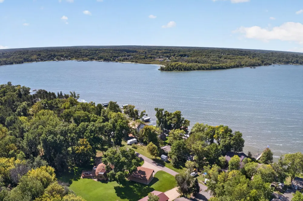 3214 Shorewood Drive Rush City, MN 55069