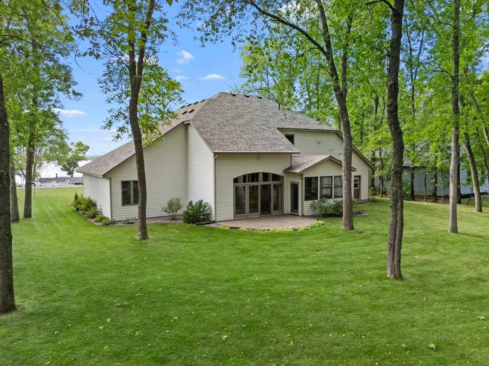 3214 Shorewood Drive Rush City, MN 55069