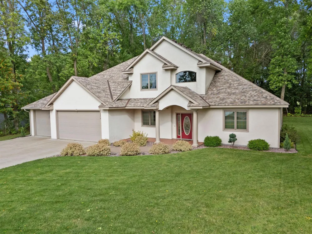3214 Shorewood Drive Rush City, MN 55069