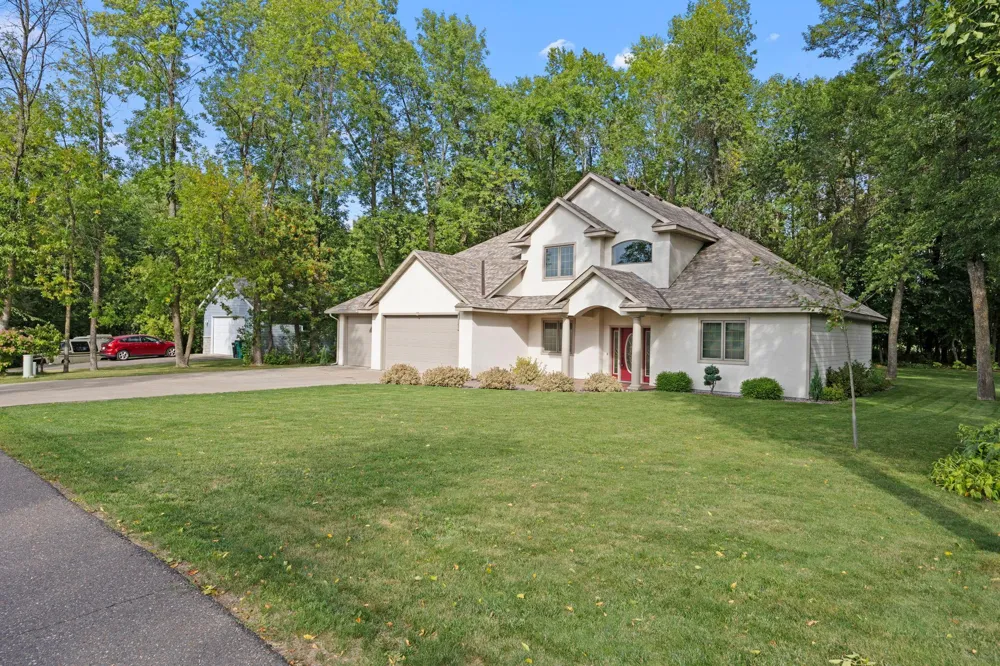 3214 Shorewood Drive Rush City, MN 55069