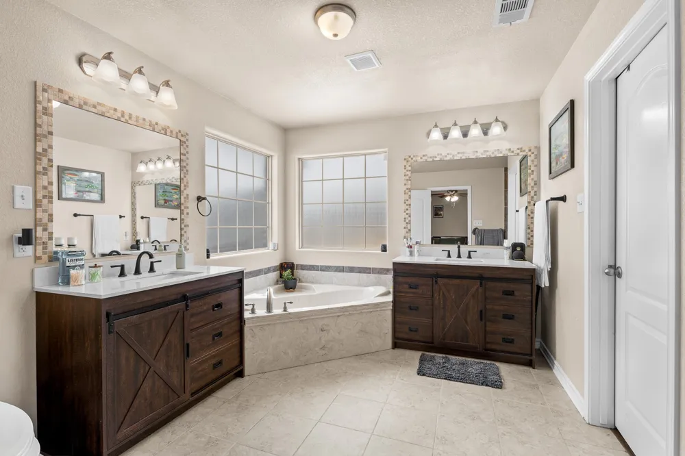 2115 Carriage House Drive Temple, TX 76502