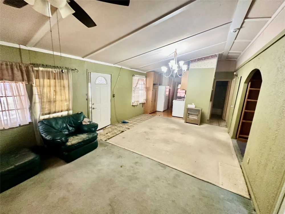 1310 Crest Park Drive Mesquite, TX 75149