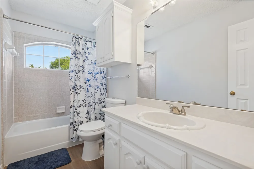 8914 Greenwood Trail Rowlett, TX 75088