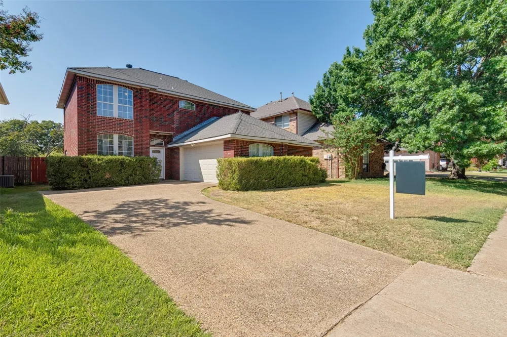 8914 Greenwood Trail Rowlett, TX 75088