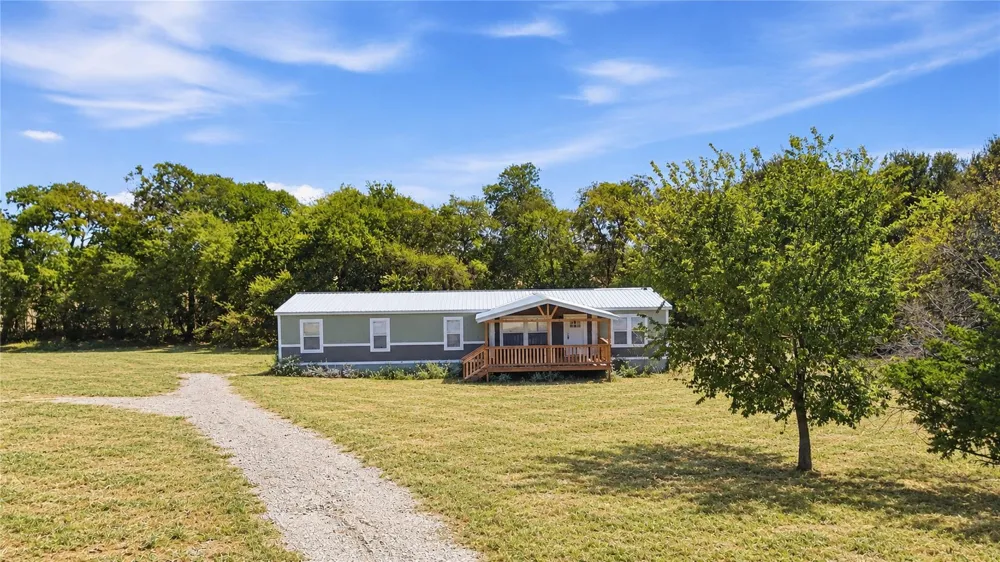 4796 E Highway 11 Commerce, TX 75428