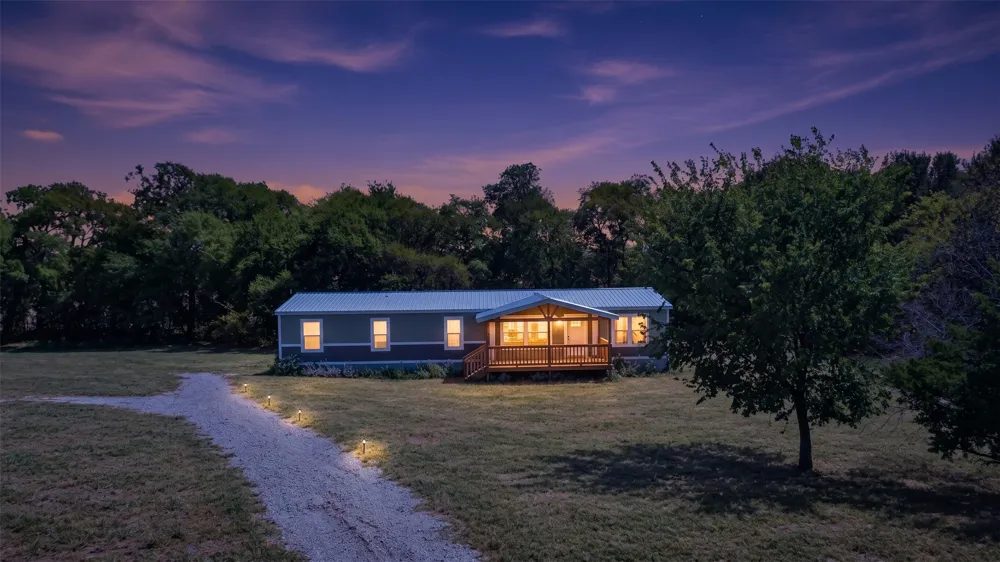 4796 E Highway 11 Commerce, TX 75428