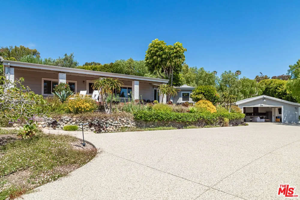 28901 Boniface Drive Malibu, CA 90265