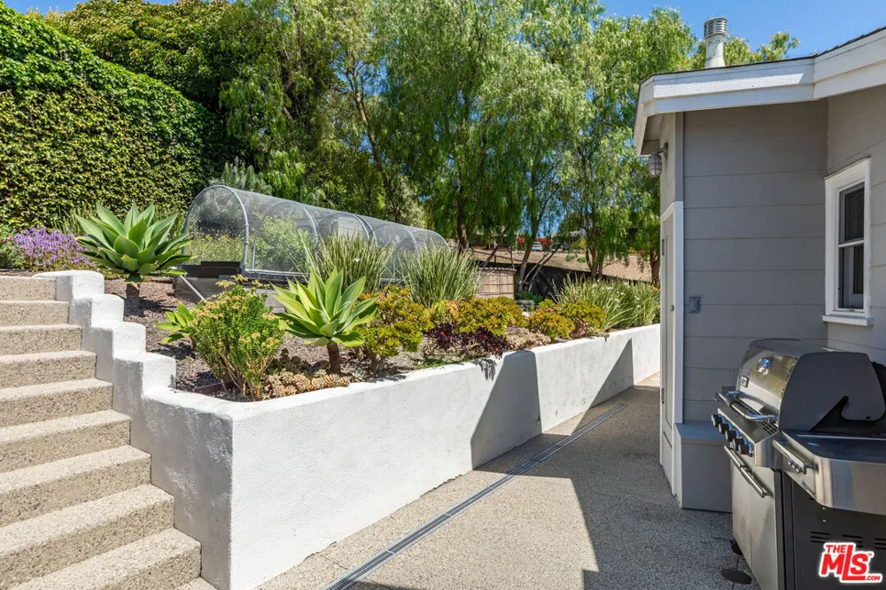 28901 Boniface Drive Malibu, CA 90265