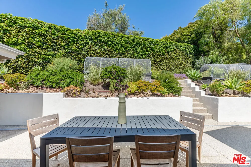 28901 Boniface Drive Malibu, CA 90265