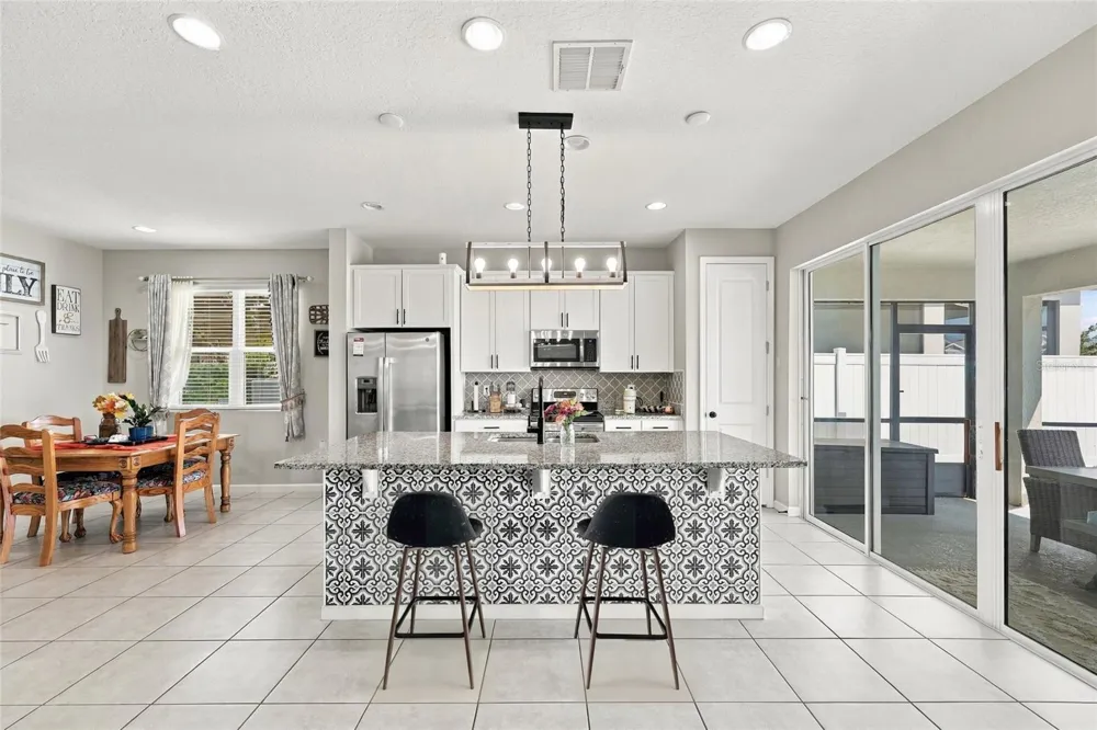 528 BUCHANNAN DRIVE Davenport, FL 33837