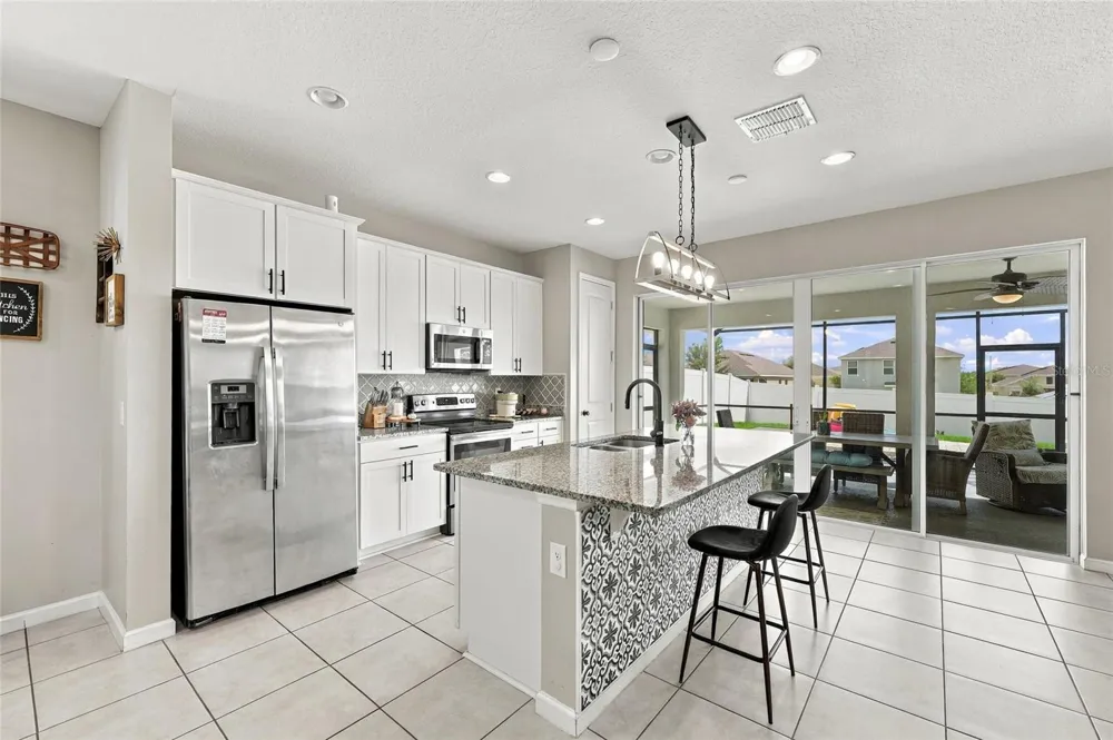 528 BUCHANNAN DRIVE Davenport, FL 33837