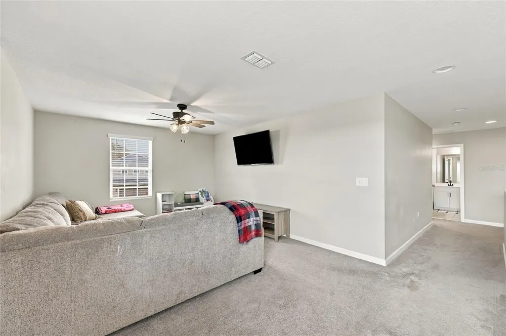 528 BUCHANNAN DRIVE Davenport, FL 33837