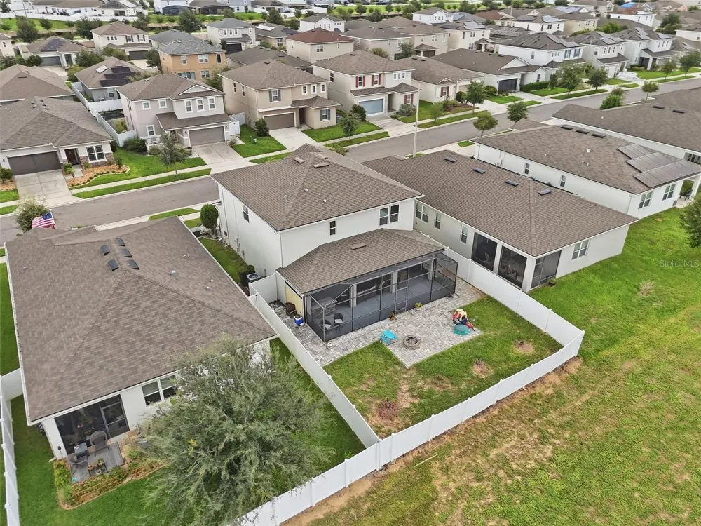 528 BUCHANNAN DRIVE Davenport, FL 33837